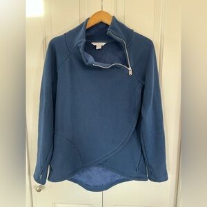 Athleta Cozy Karma Wrap